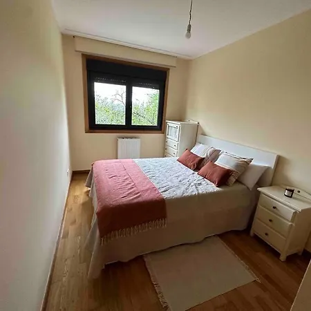 Amplio Piso Con Garaje Privado Y Piscina شقة *