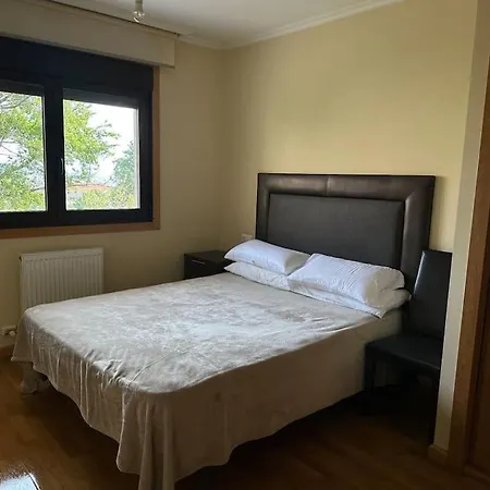 Amplio Piso Con Garaje Privado Y Piscina شقة سانكسينكسو